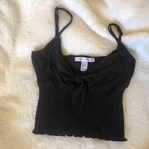 🌺 URBAN HERITAGE TIE-FRONT KEYHOLE CAMI SOFT - Picture 7 of 8